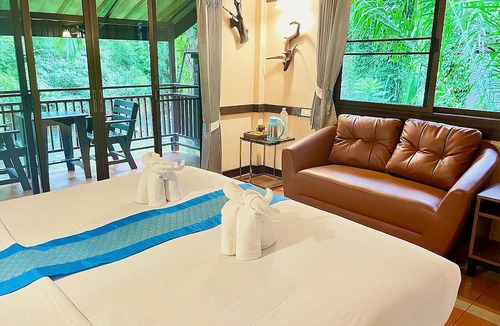 Khlong Sok Hotel | Khao Sok River Lodge Hotel