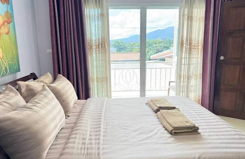 Hai Ya Hotel | Dancenter Bupamontra Chiangmai