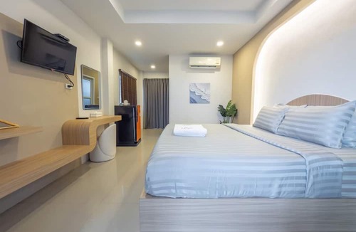 Nong Prue Hotel | The Seathru Kohlarn