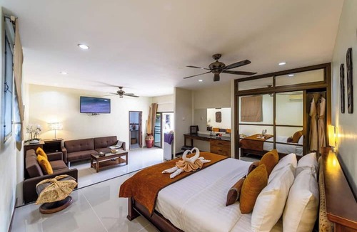 Bang Sare Hotel | Siam Court Hotel And Resort