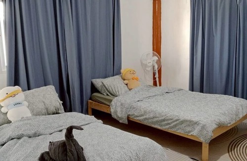 Banphot Phisai Villa | Aran Hostel & Cafe Nakorn Sawan