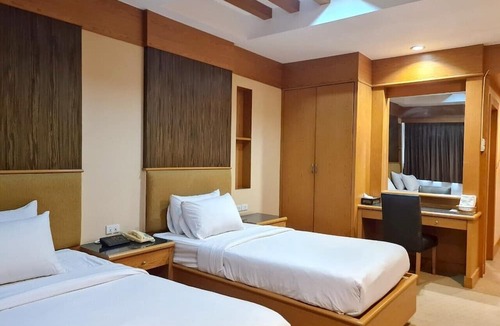 Nonthaburi Hotel | The Rich Hotel Rama 5
