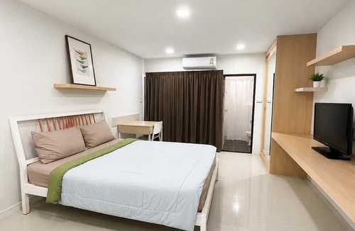 Chom Phon Apartment | Peaberry Place