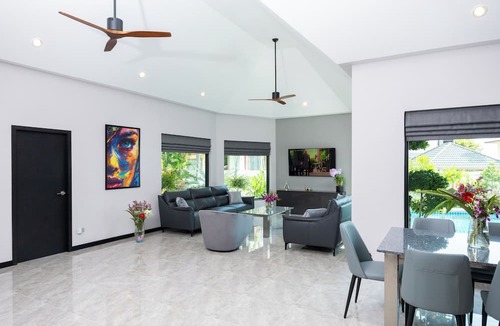 Nong Prue Villa | Villa Waree minutes to City and Beach