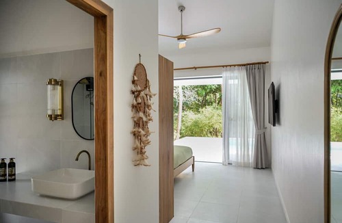 Ko Pha-ngan Villa | Zen Paradise Pool Villa by Sea N' Rent