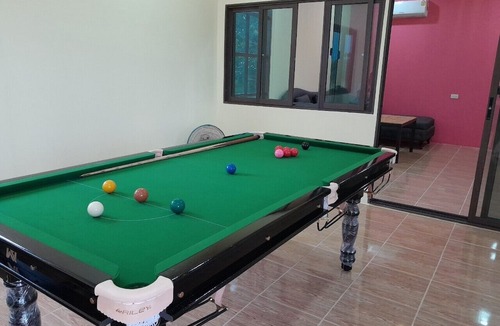 Khanong Phra Villa | Lsarl Pool Villa