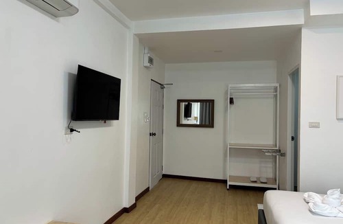 Suan Luang Hotel | M3 Bangkok Bake & Bed