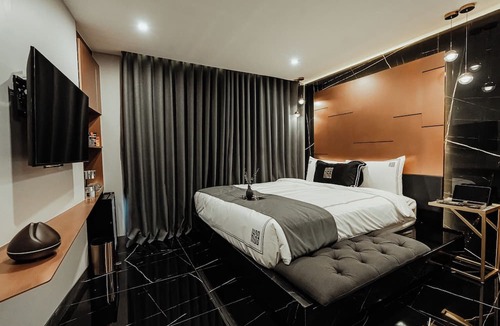Nana Hotel | Hotel 433 - Asoke Sukhumvit