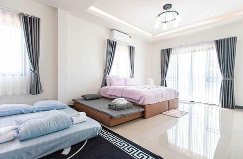 Nong Chom Villa | LidaPoolVilla ChiangMai