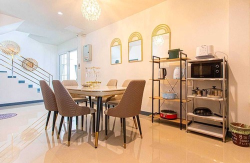 Nong Chom Villa | LidaPoolVilla ChiangMai