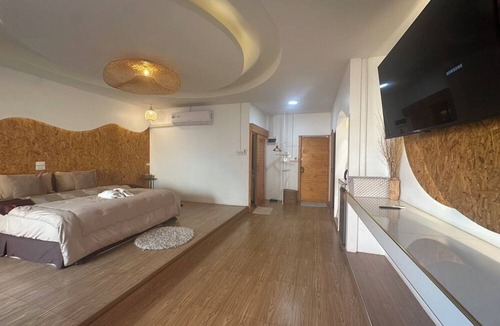 Koh Lan Bed & Breakfast | Lala Villa Kohlarn
