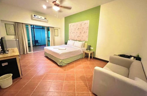 South Pattaya Hotel | J STAR