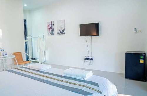 Chom Thong Resort | Farinda Resort & Pool Villa