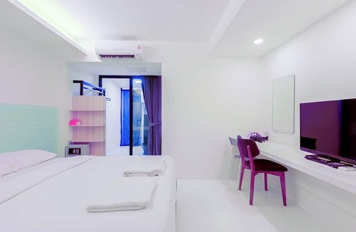 Embassy District Hotel | Quite Grove Hotel