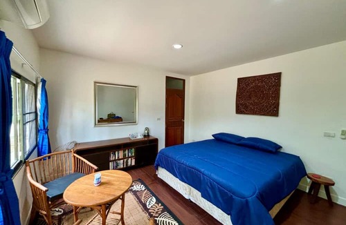 Sam Roi Yot Bed & Breakfast | Lyndale Lodge