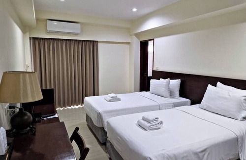 Wong Sawang Hotel | The Loft Resort Bangkok
