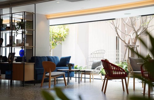 Ramkhamhaeng Hotel | Viewplace Hotel & Residence