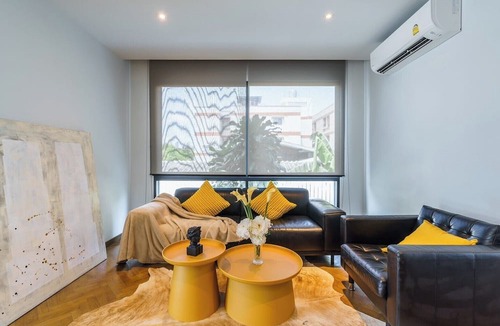 Bangkok Central Business District Villa | The Designer 49 Villa