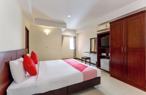 Bang Kra So Hotel | Collection O VResotel