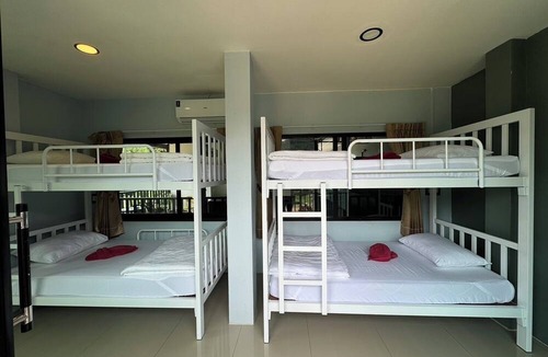 Khlong Sok Hostel | Boom Hostel Khao Sok
