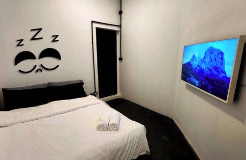 Don Muang Hotel | 2Sleep DMK Bangkok