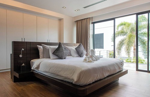 Choeng Thale Villa | Tropical Haven 4 Bedroom Pool Villa