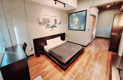 Suphan Buri Hotel | Capital O 75512 Loft Residence