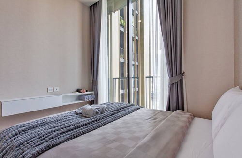 Nana Condo | Modern 2 bedroom apartment in luxury condo in Asok neighbourhood