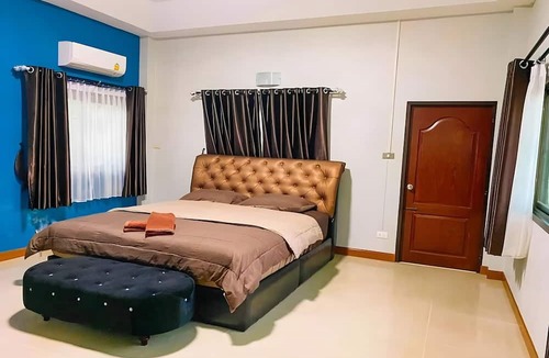 Sattahip Villa | Siriniran Homestay