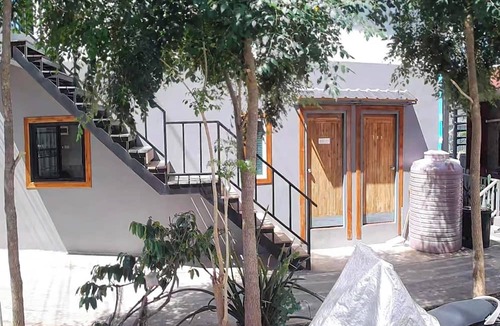 Koh Lan Hotel | Samanta By The Hill