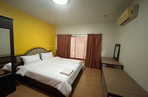 Thep Kasattri Hotel | Andaman Residence