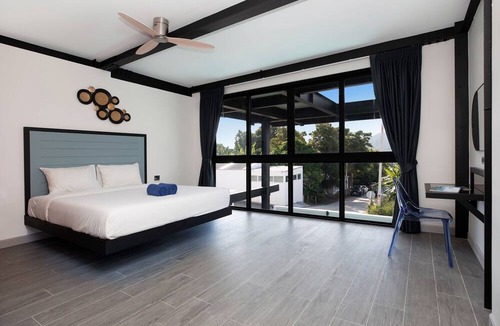 Ban Saiyuan Villa | Innovative 12m Eco Pool Villa Sunset 1