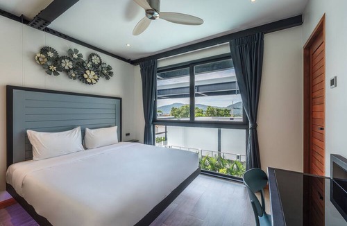 Ban Saiyuan Villa | Trendy LoftStyle Eco Pool Villa Sunset 7