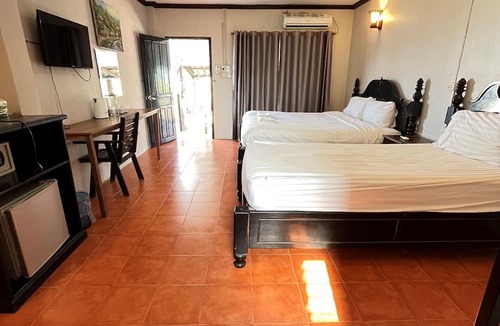 Vang Vieng House | Local Guesthouse