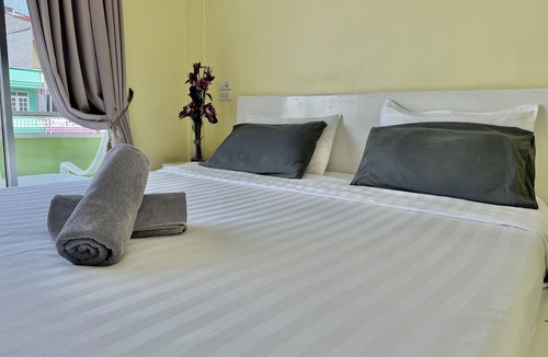 Cha-am Hotel | The Beach INN Cha-Am