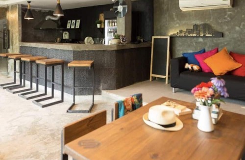 Asoke Hostel | Revolution Bangkok Asoke