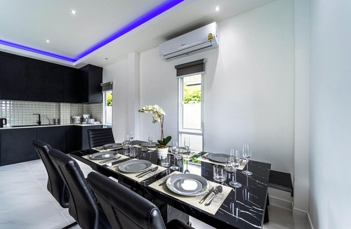 Khao Tao Villa | Modern Pool Villa with 5 Bedrooms (EDO)