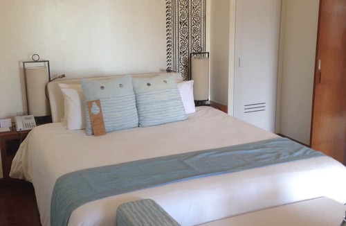 Hua Thanon Hotel | Centara Villas Samui