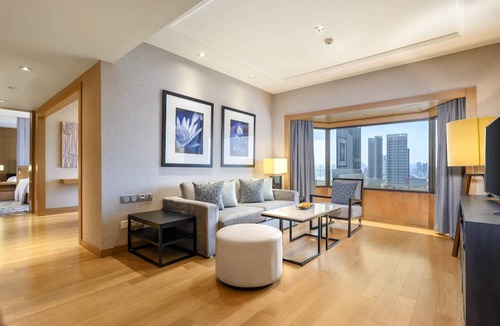 Chatuchak Hotel | Centara Grand at Central Plaza Ladprao Bangkok