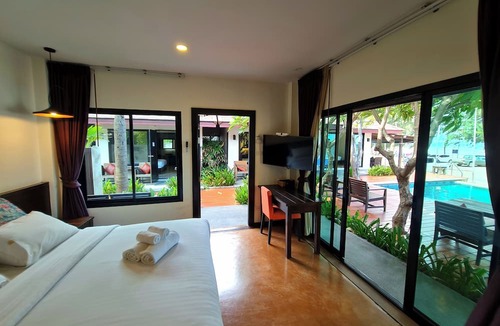 Hat Chao Samran Hotel | Chidlom Resort