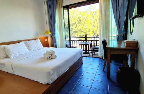 Hat Chao Samran Hotel | Chidlom Resort
