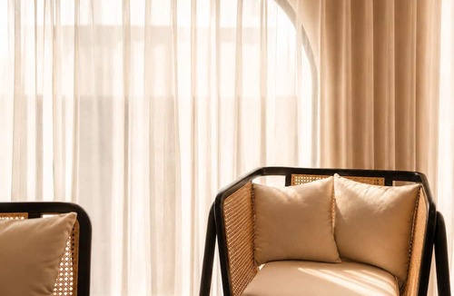 Wang Burapha Phirom Hotel | Corridor2407 Hotel
