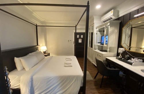 Nai Wiang Hotel | Huern Kan Thong Hotel