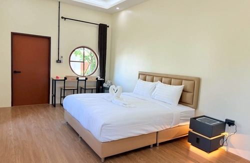 Thap Kwang Hotel | PiR 2 Resort 25 hours