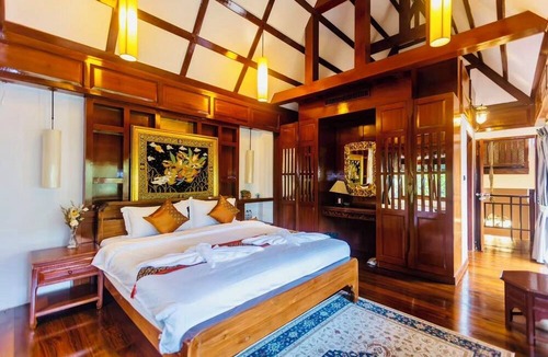 Na Chom Thian Villa | Darawadi Near beach 4BR Swimming pool