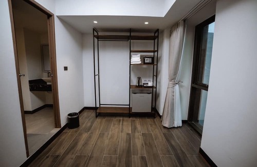 Pom Prap Hotel | The Wang Yaowarat Hotel