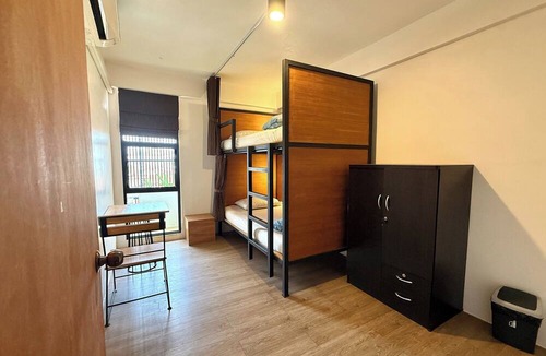 Wua Lai Hostel | Lazy Gibbon 2 Chiang Mai - Haiya