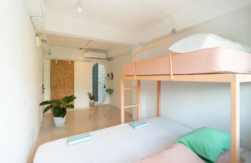 Chana Songkhram Hostel | Easy Sunday Khaosan Bangkok