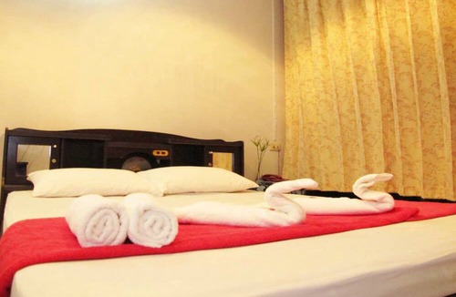 Song Phi Nong Hotel | Rimkaeng Resort