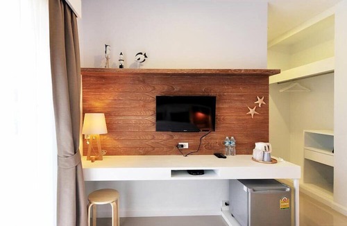 Ban Bo Han Hotel | Chill House @ Nai Yang Beach